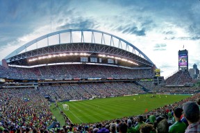 九游（jiuyou.com）游戏-塔图姆捐款支持波士顿贫困社区青少年篮球项目，塔图姆水平怎么样